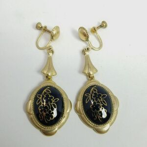 Vintage Black and Gold Tone Floral Cabochon Dangle Clip On Earrings, Estate